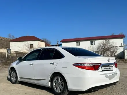 Toyota Camry 2016 года за 7 900 000 тг. в Актау – фото 2