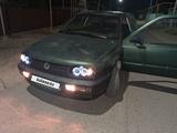 Volkswagen Golf 1994 года за 600 000 тг. в Алматы