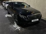 Mercedes-Benz E 200 2018 года за 14 100 000 тг. в Алматы