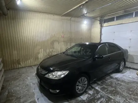 Toyota Camry 2002 года за 3 250 000 тг. в Актобе – фото 5
