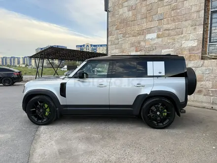 Land Rover Defender 2023 года за 51 500 000 тг. в Шымкент