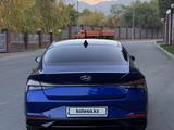 Hyundai Elantra 2023 года за 7 700 000 тг. в Алматы – фото 4