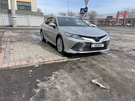 Toyota Camry 2018 года за 14 000 000 тг. в Астана – фото 28