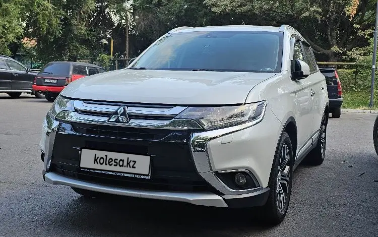 Mitsubishi Outlander 2015 годаүшін11 500 000 тг. в Алматы