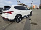 Hyundai Santa Fe 2022 года за 17 000 000 тг. в Усть-Каменогорск – фото 2