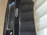 Крышка багажника Audi A6 за 25 000 тг. в Алматы