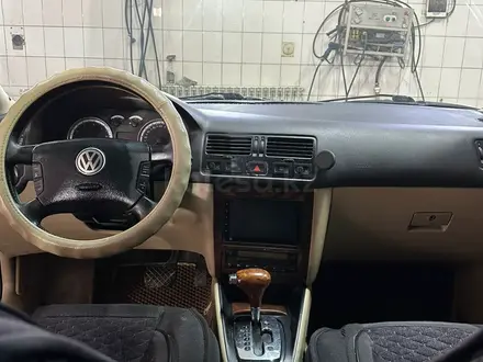 Volkswagen Bora 2001 года за 1 050 000 тг. в Атбасар – фото 2