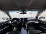 Toyota Camry 2021 года за 15 000 000 тг. в Алматы – фото 5