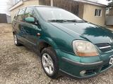 Nissan Almera Tino 2001 года за 2 350 000 тг. в Уральск – фото 2