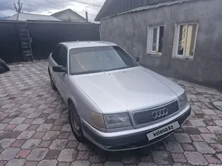 Audi 100