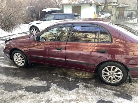 Toyota Carina E 1995 года за 3 000 000 тг. в Алматы – фото 5