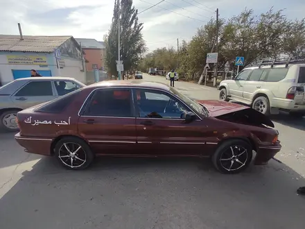 Mitsubishi Galant 1993 года за 450 000 тг. в Кызылорда – фото 2