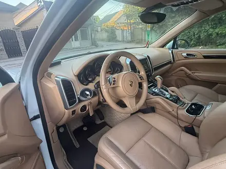 Porsche Cayenne 2013 года за 16 500 000 тг. в Алматы – фото 6