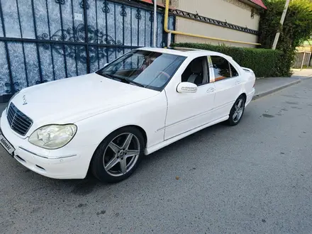 Mercedes-Benz S 320 2002 года за 4 800 000 тг. в Алматы – фото 3