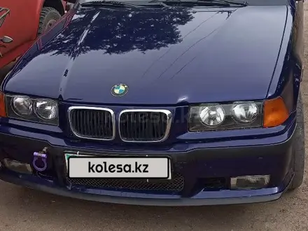 BMW 328 1995 года за 2 400 000 тг. в Астана
