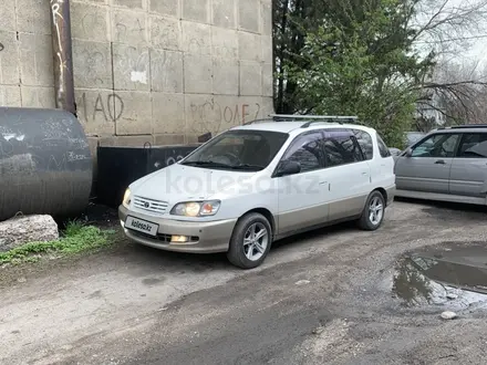 Toyota Ipsum 1997 года за 4 900 000 тг. в Алматы – фото 9