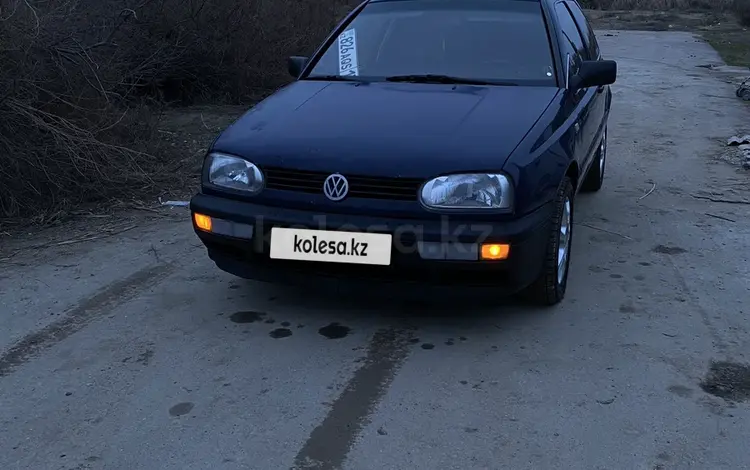 Volkswagen Golf 1993 годаfor1 200 000 тг. в Шымкент