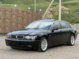 BMW 745 2003 года за 3 300 000 тг. в Алматы – фото 2