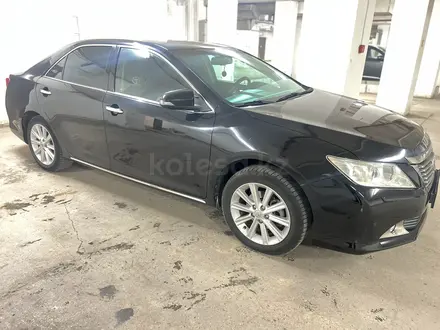 Toyota Camry 2012 года за 8 900 000 тг. в Астана – фото 2