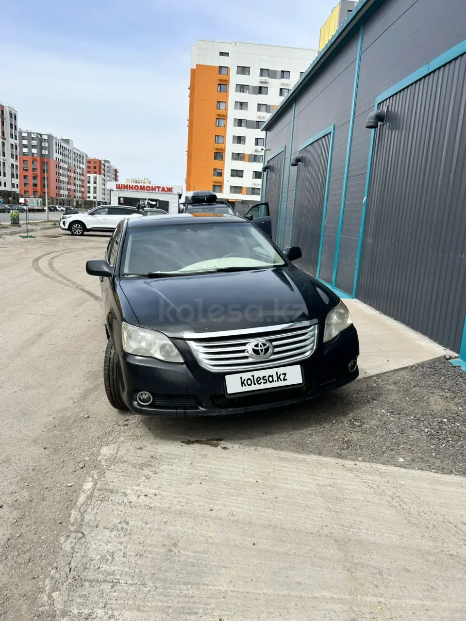 Toyota Avalon, 2005