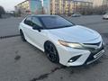 Toyota Camry 2019 года за 13 800 000 тг. в Тараз – фото 2