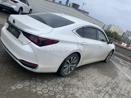 Lexus ES 250 2019 года за 19 400 000 тг. в Астана – фото 6