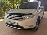 Toyota Highlander 2013 годаүшін11 000 000 тг. в Жанаозен