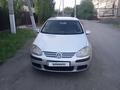 Volkswagen Golf 2003 годаүшін2 500 000 тг. в Астана