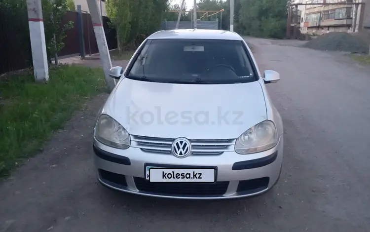 Volkswagen Golf 2003 годаүшін2 500 000 тг. в Астана