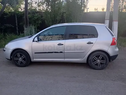 Volkswagen Golf 2003 года за 2 500 000 тг. в Астана – фото 2