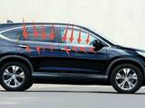 Молдинги стекла двери, накладка, защита, уплотнители дверей HONDA CR V за 8 750 тг. в Алматы – фото 5