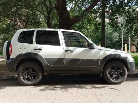 Chevrolet Niva 2014 года за 3 300 000 тг. в Павлодар – фото 2