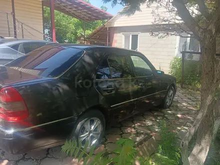 Mercedes-Benz C 280 1996 года за 1 300 000 тг. в Алматы – фото 4