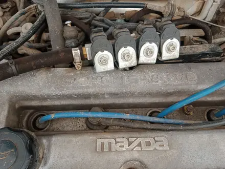 Mazda 323 1994 года за 1 500 000 тг. в Уральск – фото 3