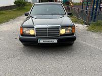 Mercedes-Benz E 230 1991 года за 2 100 000 тг. в Шымкент