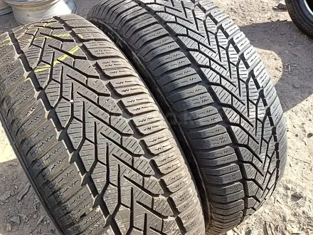 Шины 195/65 R15 — "Semperit Speed-Grip 2" (Германия), зимние, в и за 35 000 тг. в Астана – фото 2