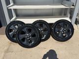 Комплект дисков с резиной 205/55/R16 Hankook летние, Michelin зимние. за 375 000 тг. в Аксай