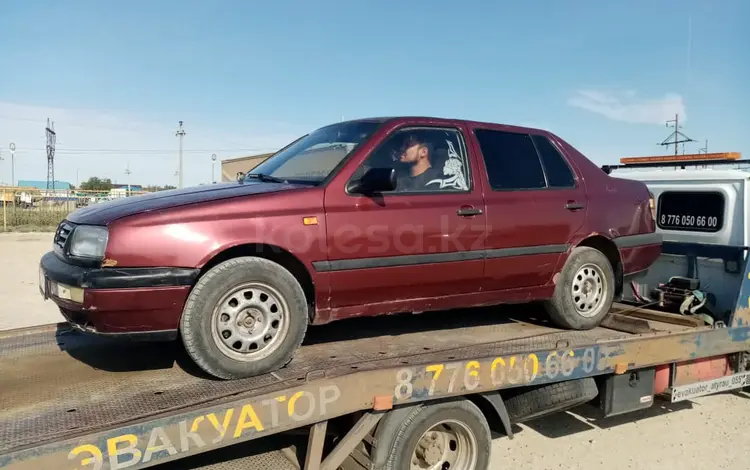 Volkswagen Vento 1993 годаfor900 000 тг. в Шымкент