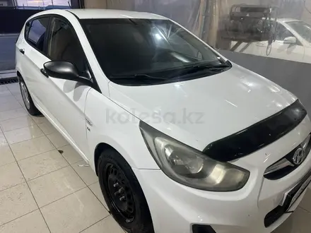 Hyundai Accent 2014 года за 5 000 000 тг. в Актау – фото 4