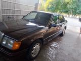 Mercedes-Benz E 230 1991 годаfor1 300 000 тг. в Саудакент – фото 2
