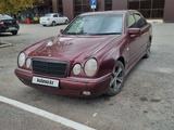 Mercedes-Benz E 230 1997 годаүшін1 700 000 тг. в Караганда
