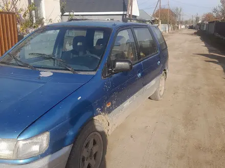 Mitsubishi Space Wagon 1995 года за 1 400 000 тг. в Есик – фото 3