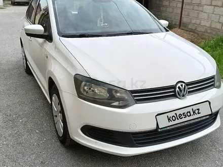 Volkswagen Polo 2013 года за 5 000 000 тг. в Шымкент – фото 2