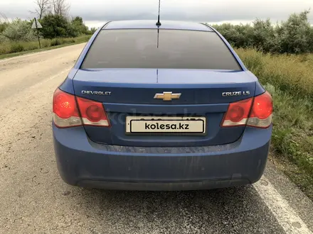 Chevrolet Cruze 2011 года за 2 500 000 тг. в Астана – фото 6