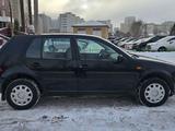 Volkswagen Golf 2002 годаүшін2 700 000 тг. в Астана – фото 3