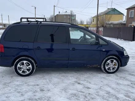 Volkswagen Sharan 2001 года за 3 000 000 тг. в Караганда – фото 6