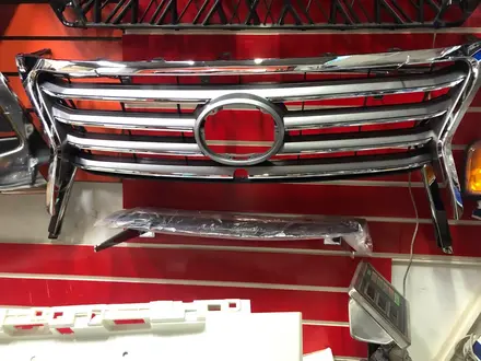 Решетка радиатора LX570 за 55 000 тг. в Караганда
