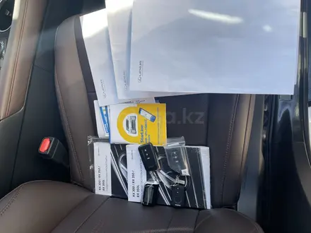 Lexus RX 200t 2021 года за 26 000 000 тг. в Астана – фото 68