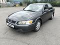 Toyota Camry 2000 года за 3 000 000 тг. в Алматы – фото 2