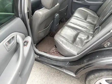 Toyota Camry 2000 года за 3 000 000 тг. в Алматы – фото 19